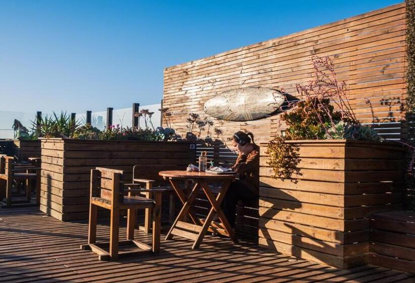 膳宿费 Löf Hostal