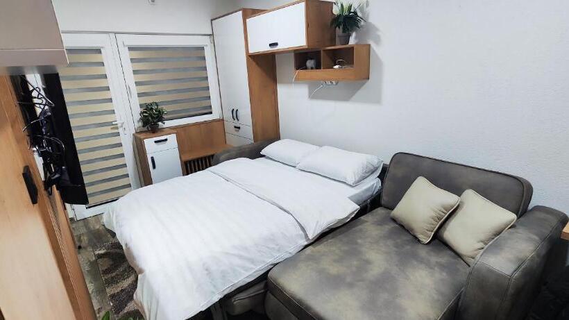 پانسیون Marinkovic 2 Stan Na Dan