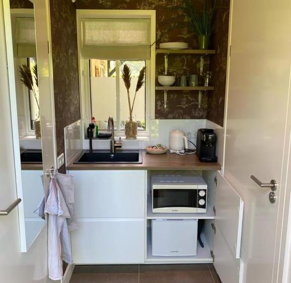 بنسيون Noflik Heerenveen