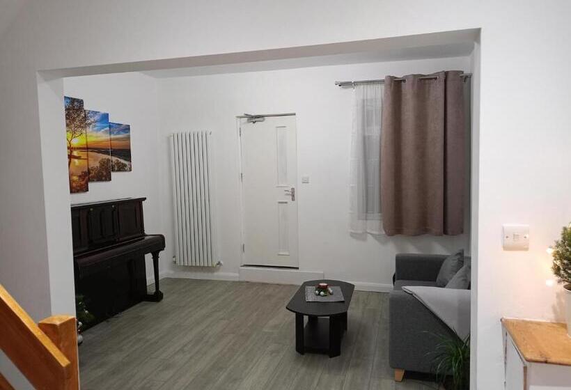 ペンション Prestige