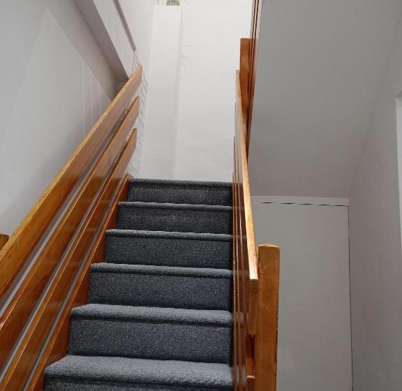 ペンション Prestige