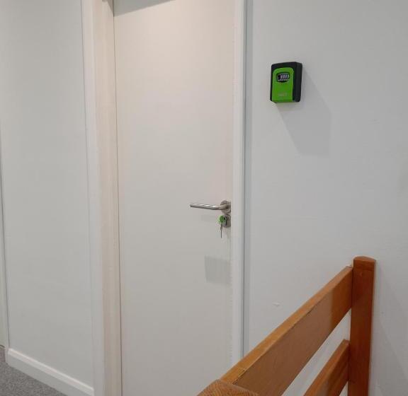 ペンション Prestige