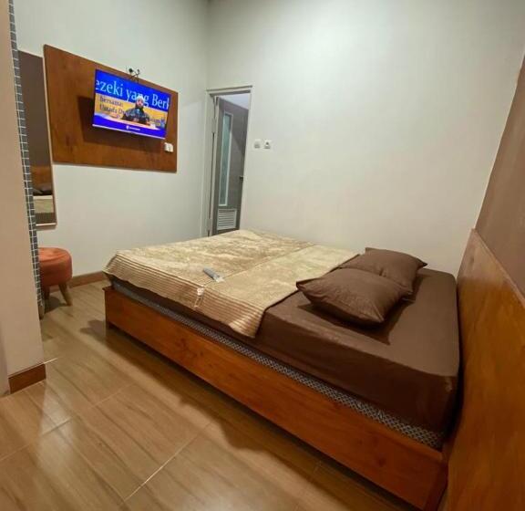 פנסיון Resy Home Syariah Dekat Alun2 Wonosobo