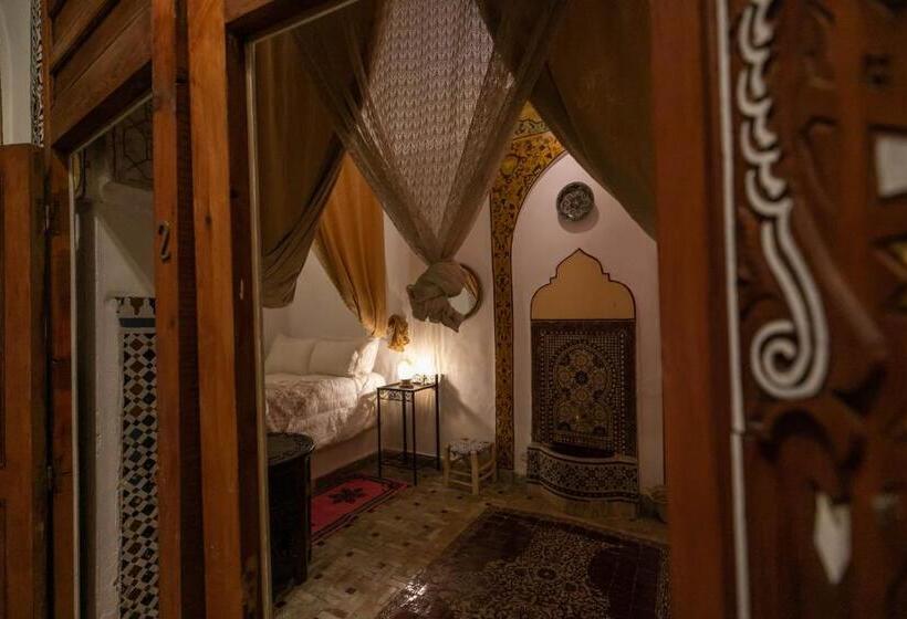 펜션 Riad Dar Diwan