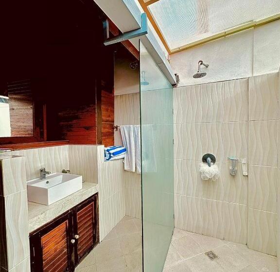 פנסיון Room 2 Pool View @ Tropical Guesthouse Umalas