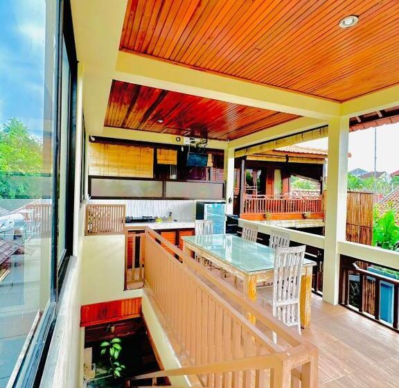 펜션 Room 3 With View At Tropical Guesthouse Umalas