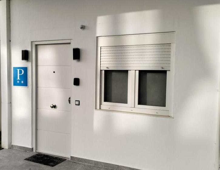 Pensión San Ciprian Urbanización Ríocobo