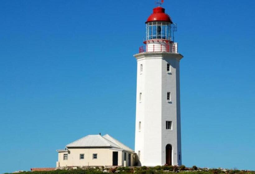 بنسيون Schooner House