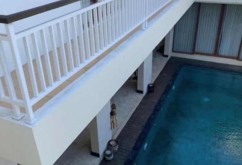 פנסיון Soleil Suites Petitenget By The Jero 18