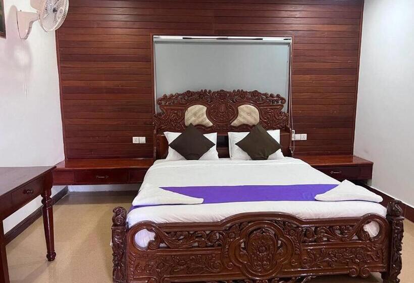 פנסיון Tan Thorng Angkor