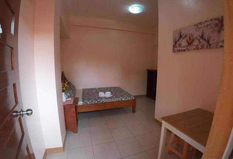 Queenslander Hotel And Restaurant