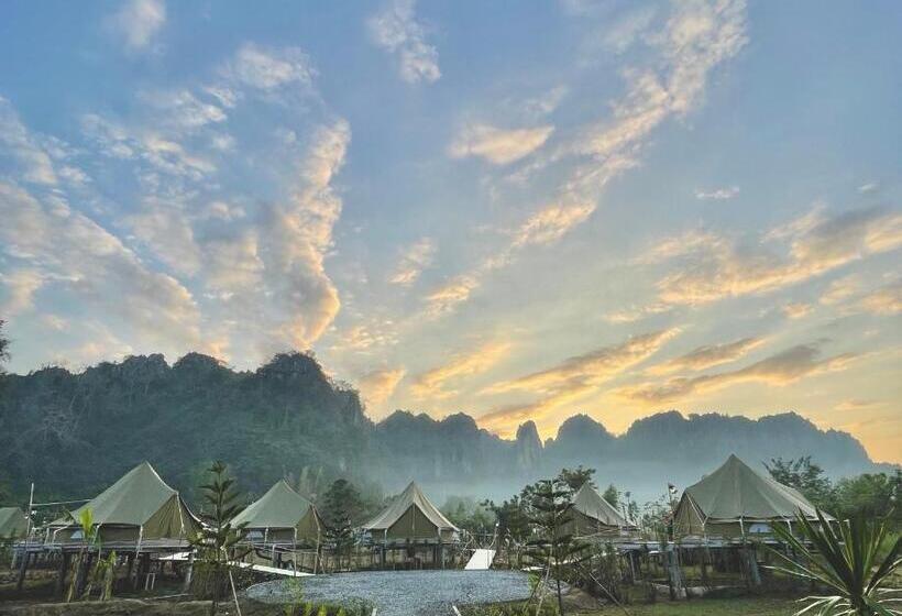 Kurort  A Moment Of Love...by Red Z @บ้านมุง เนินมะปราง