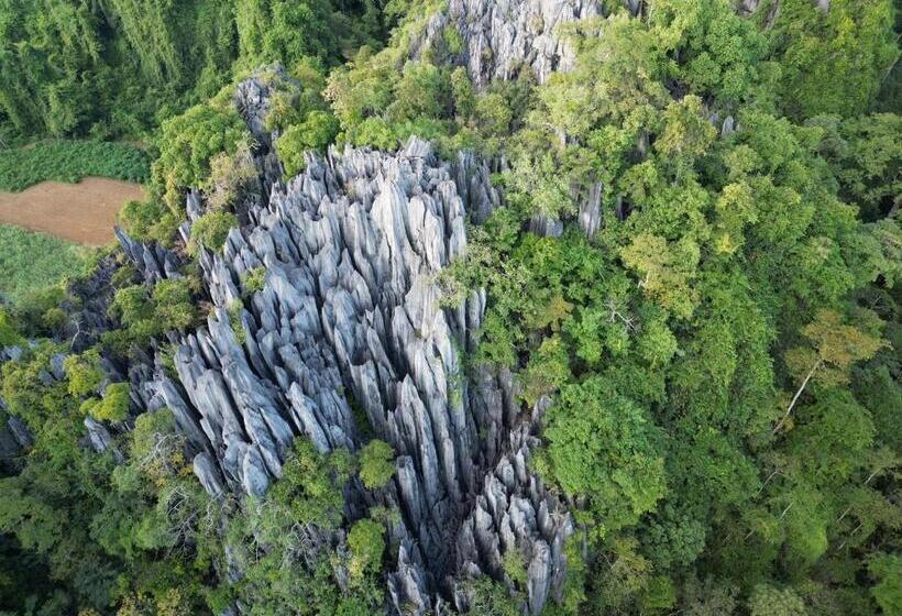 Kurort  A Moment Of Love...by Red Z @บ้านมุง เนินมะปราง