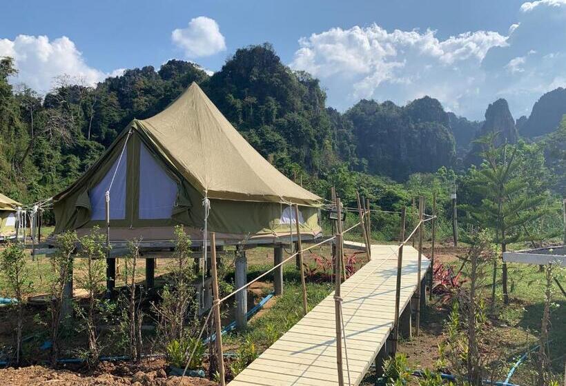 Kurort  A Moment Of Love...by Red Z @บ้านมุง เนินมะปราง