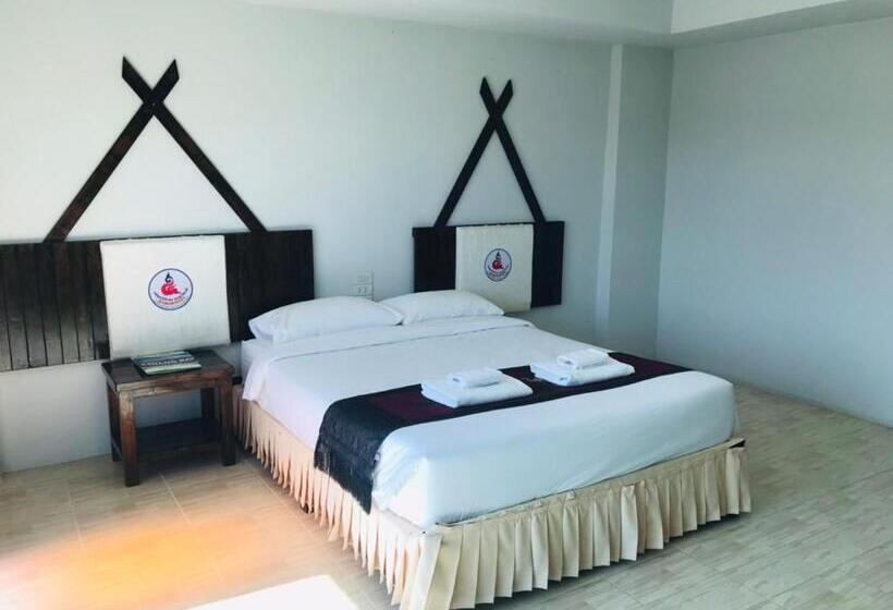 Saensukkho Green Hotel & Resort