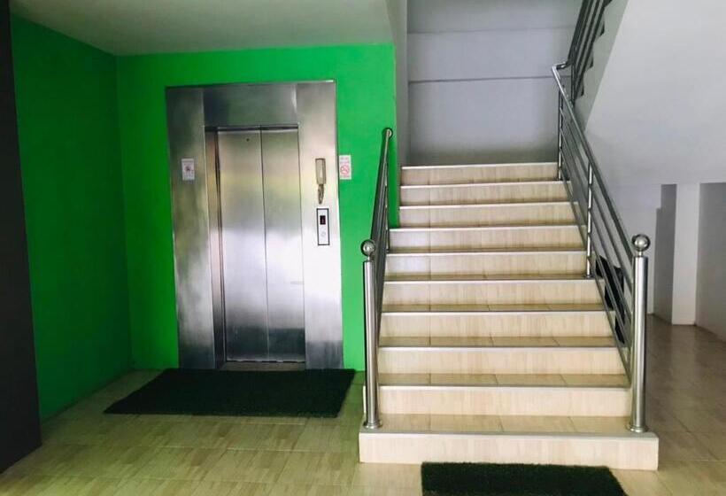 Saensukkho Green Hotel & Resort