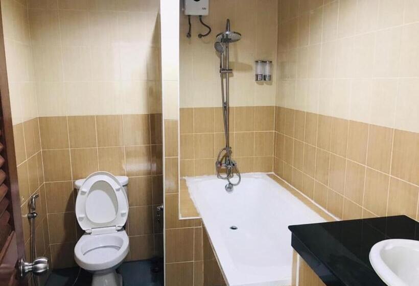 Saensukkho Green Hotel & Resort