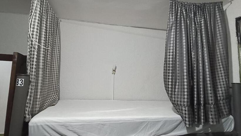 Soluna Female Only Hostel