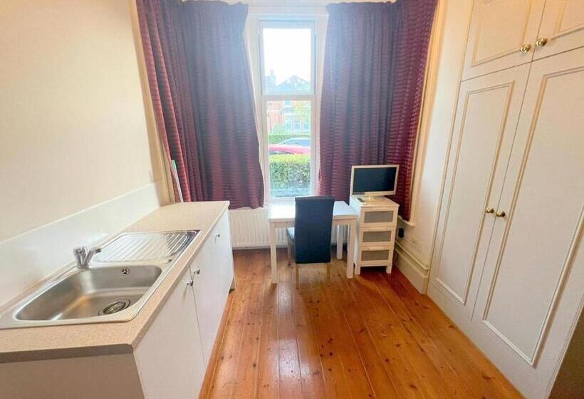 Sutton Studio Apartments