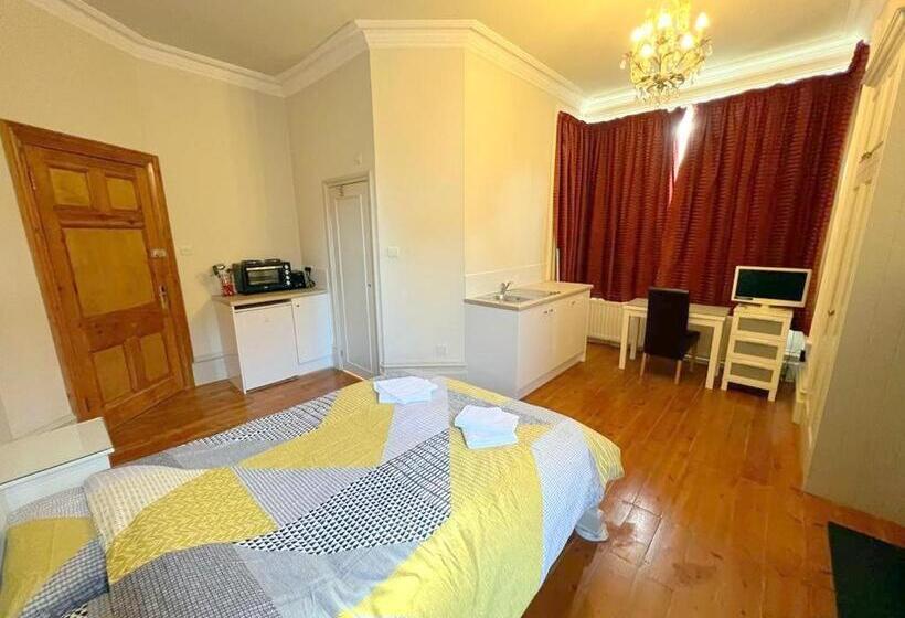 Sutton Studio Apartments