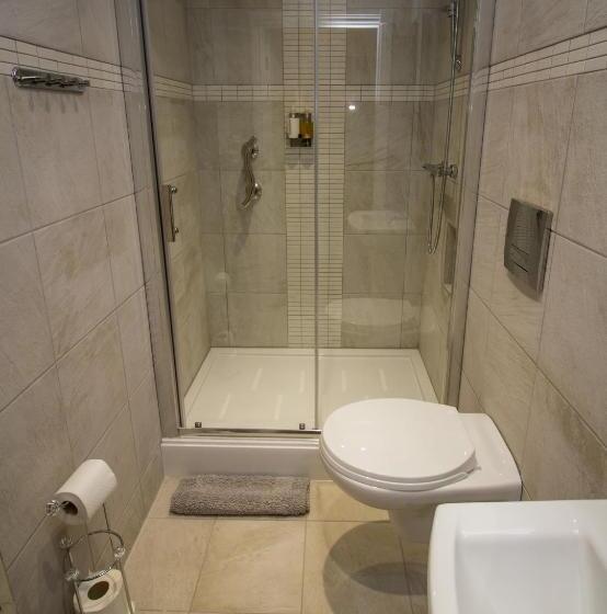 The Rose Bed And Breakfast