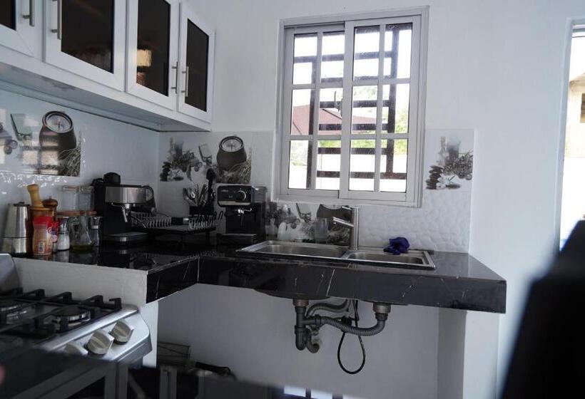 Villa Sol Taino, Hotel En Boca Chica, 5 Minutos Del Aeropuerto Internacional Las Américas