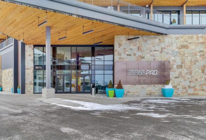 Yotelpad By All Seasons Resort Lodging