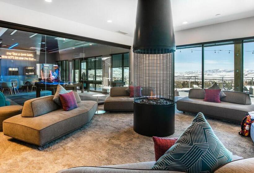 Yotelpad By All Seasons Resort Lodging