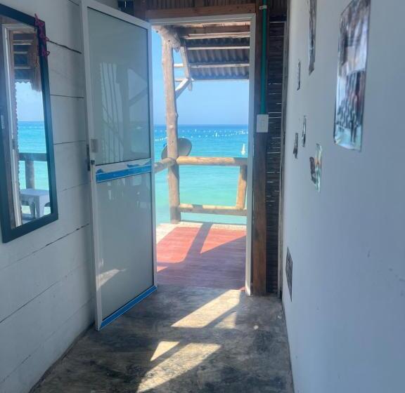 הוסטל Acapulcobeach