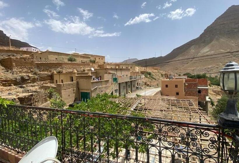 فندق صغير Auberge Amougar