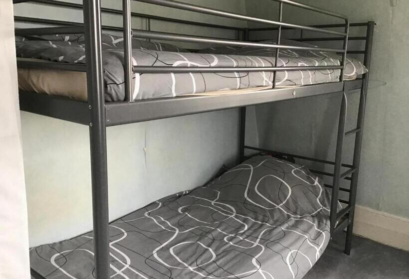 هاستل Fernando S Place