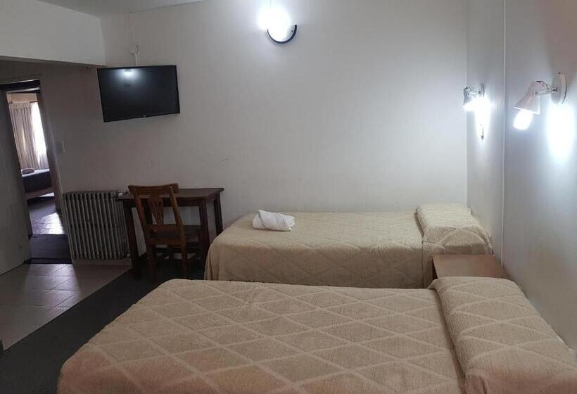 호스텔 Hostería El Alamo