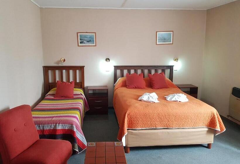 호스텔 Hostería El Alamo