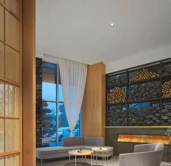 Baian Art Hotel Luzhou