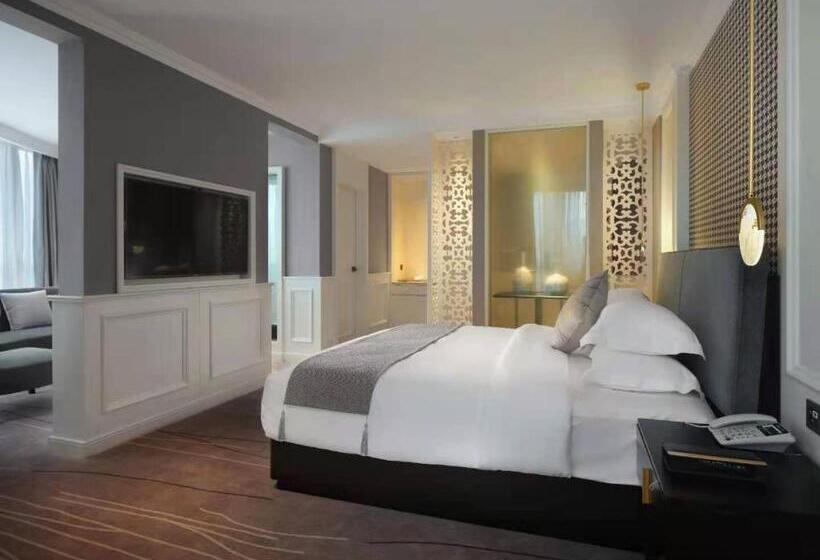 Baian Art Hotel Luzhou