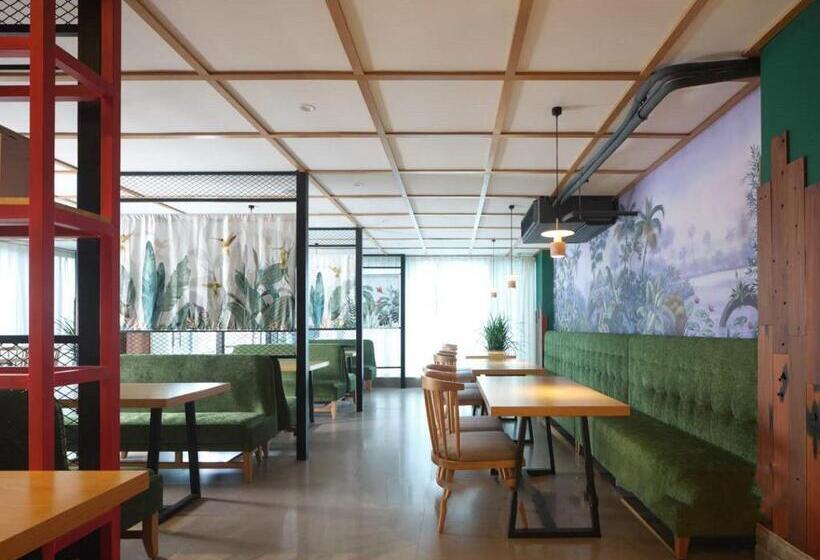 Baian Art Hotel Luzhou