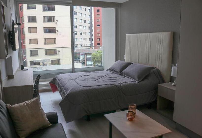 مبيت وإفطار Vatten Studios And Suites By Check In Ec