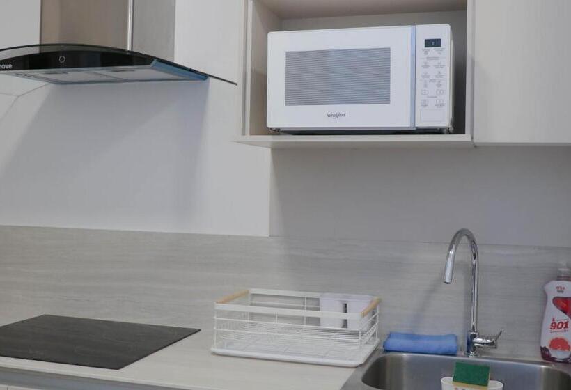 Bed & Breakfast Vatten Studios And Suites By Check In Ec