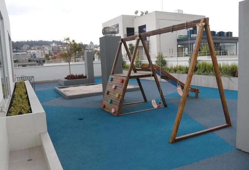 مبيت وإفطار Vatten Studios And Suites By Check In Ec