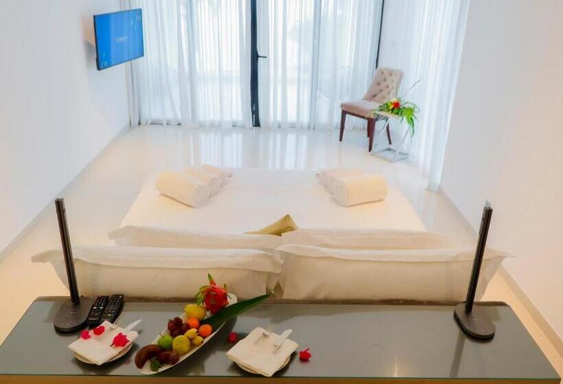 مبيت وإفطار Agandau House