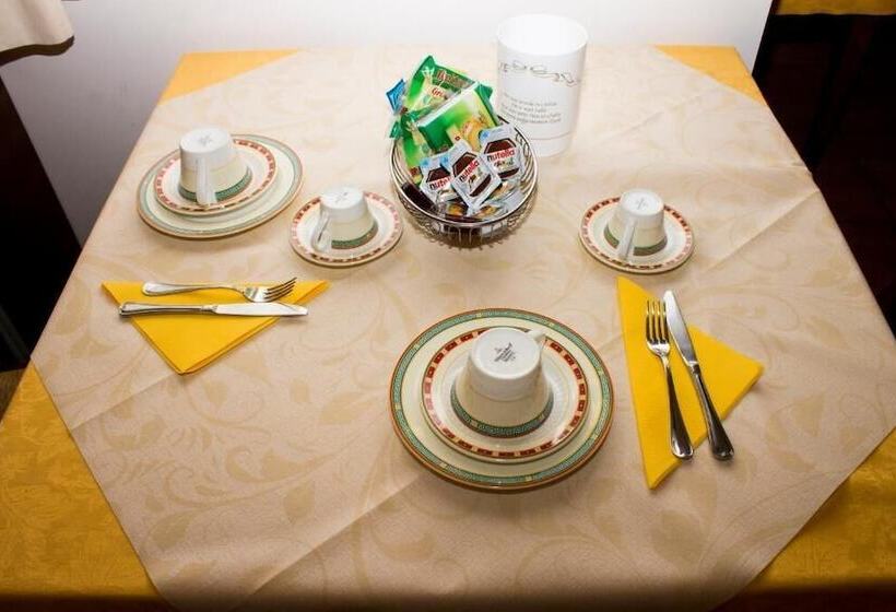 مبيت وإفطار La Loggia