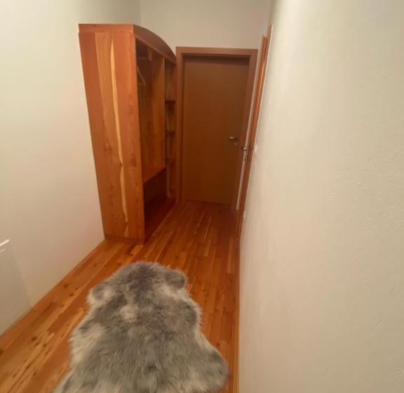 تختخواب و صبحانه Rooms Kočna