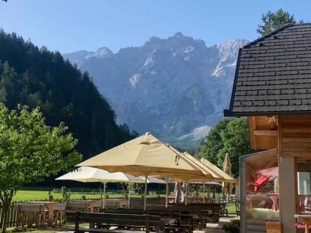 تختخواب و صبحانه Rooms Kočna