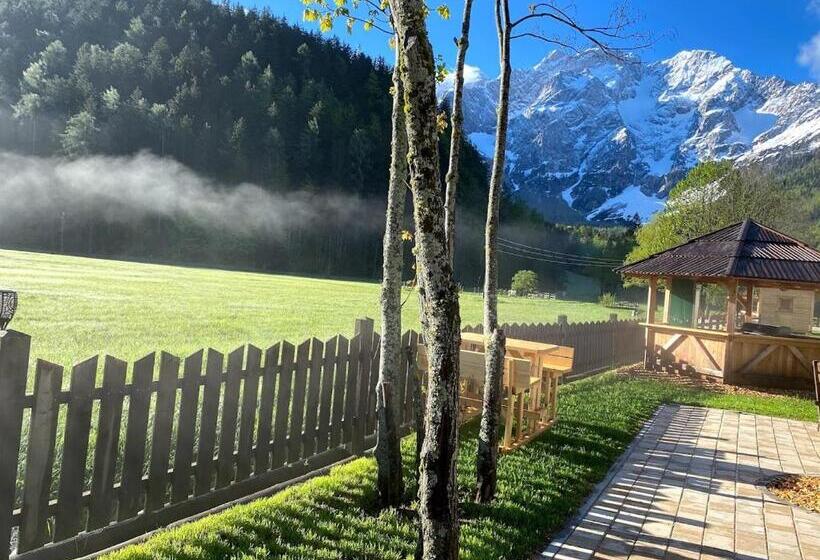 تختخواب و صبحانه Rooms Kočna