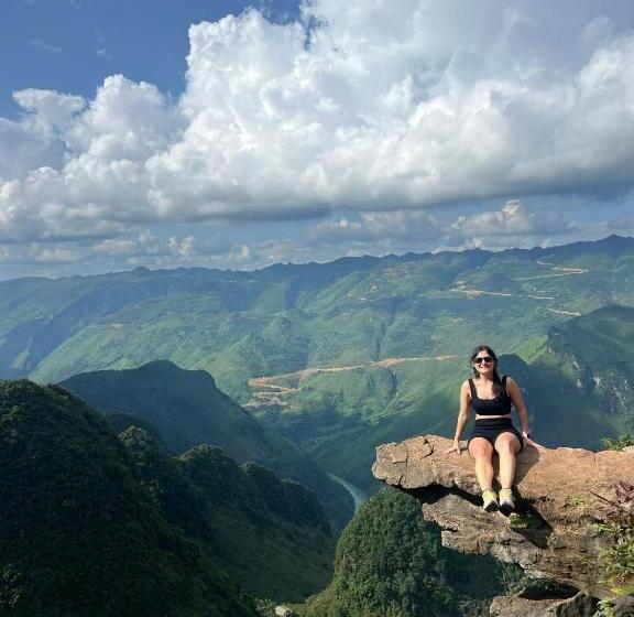 تختخواب و صبحانه Strawberry House , Tour & Motorbikes Rentel