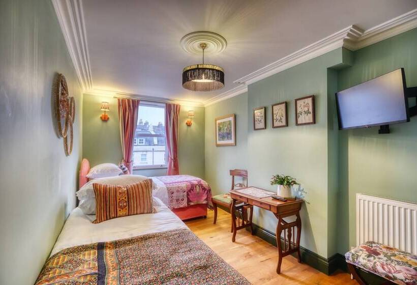 مبيت وإفطار The Bluebell