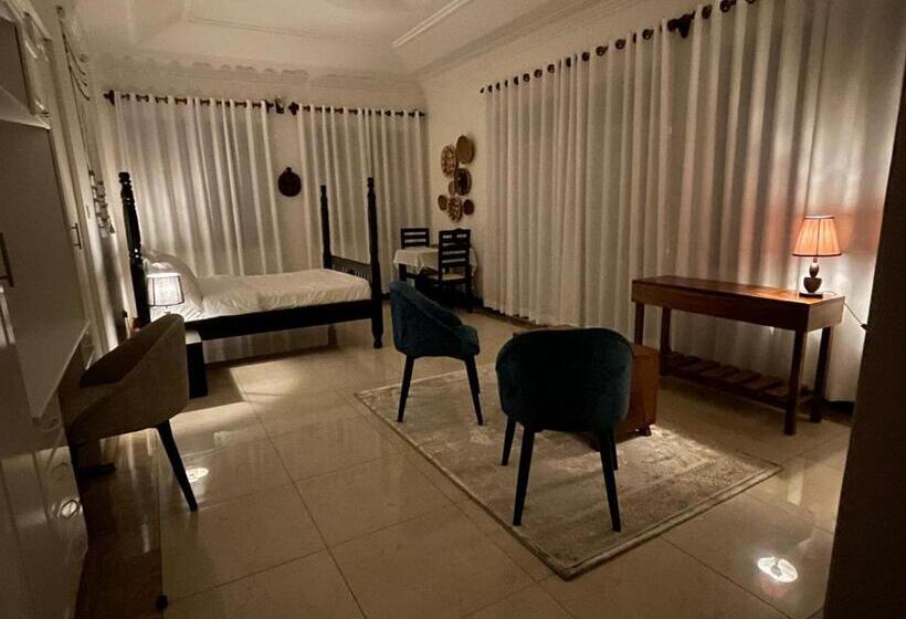 تختخواب و صبحانه The Jewel And The Lake