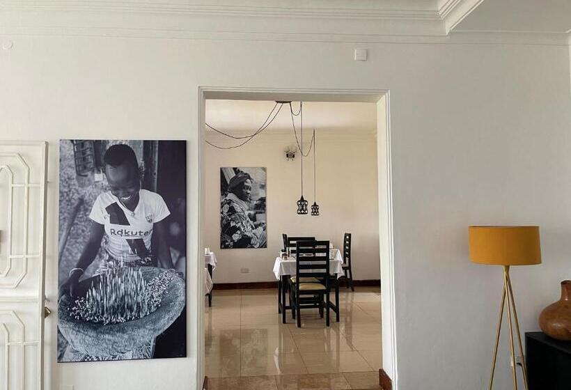 تختخواب و صبحانه The Jewel And The Lake