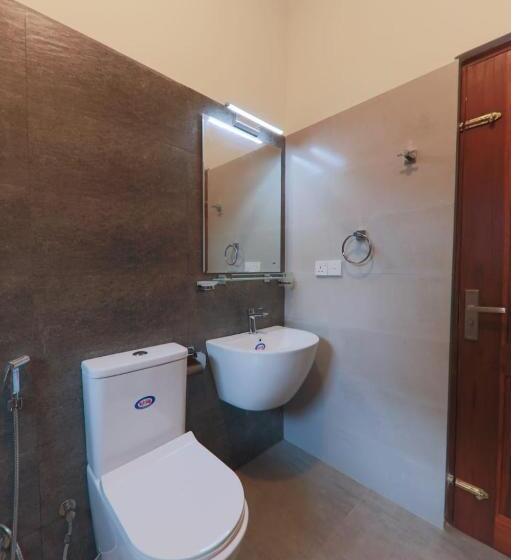 צימר Hikka Tulips Villa