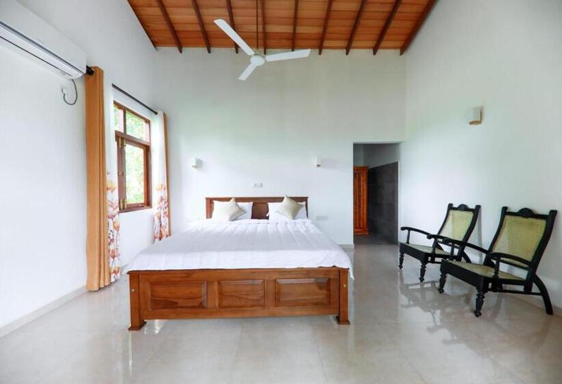 צימר Hikka Tulips Villa